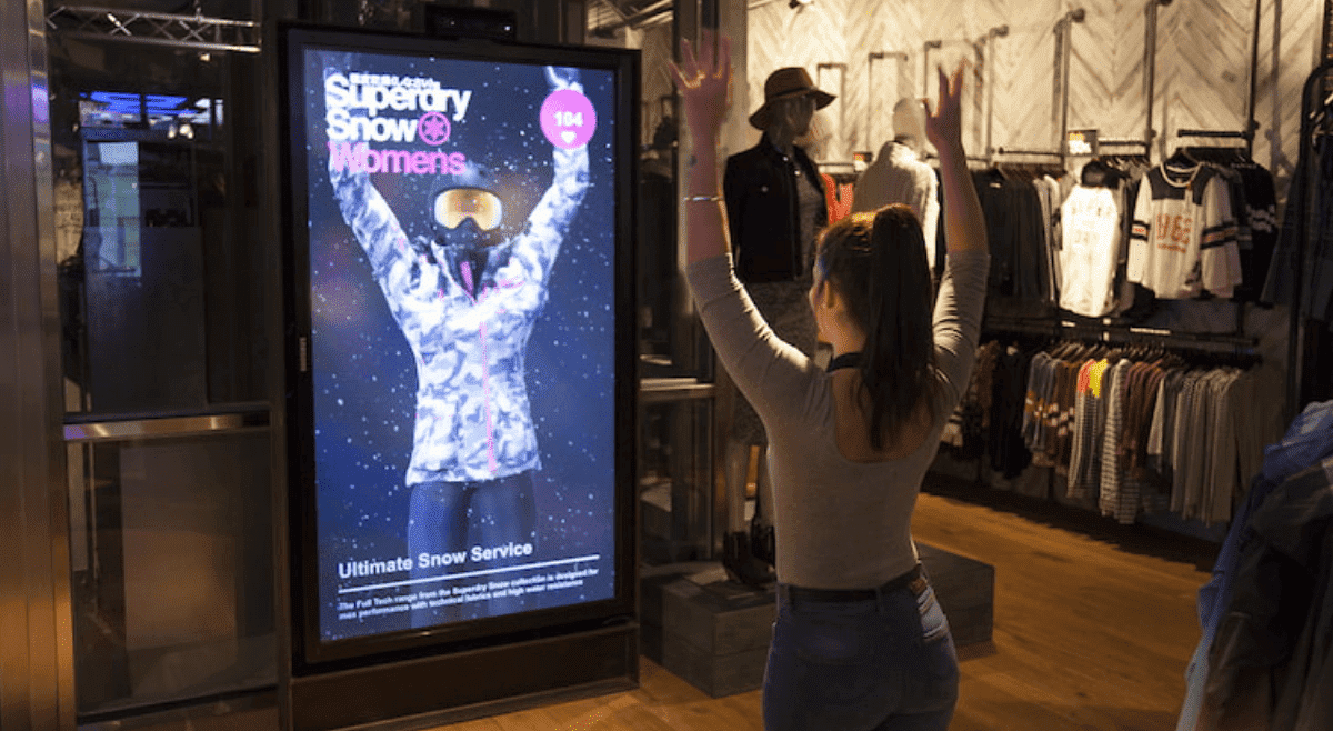 Could Immersive Tech Transform your Shopping Experience? 1 Magic Mirrors